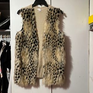 Faux fur layering vest